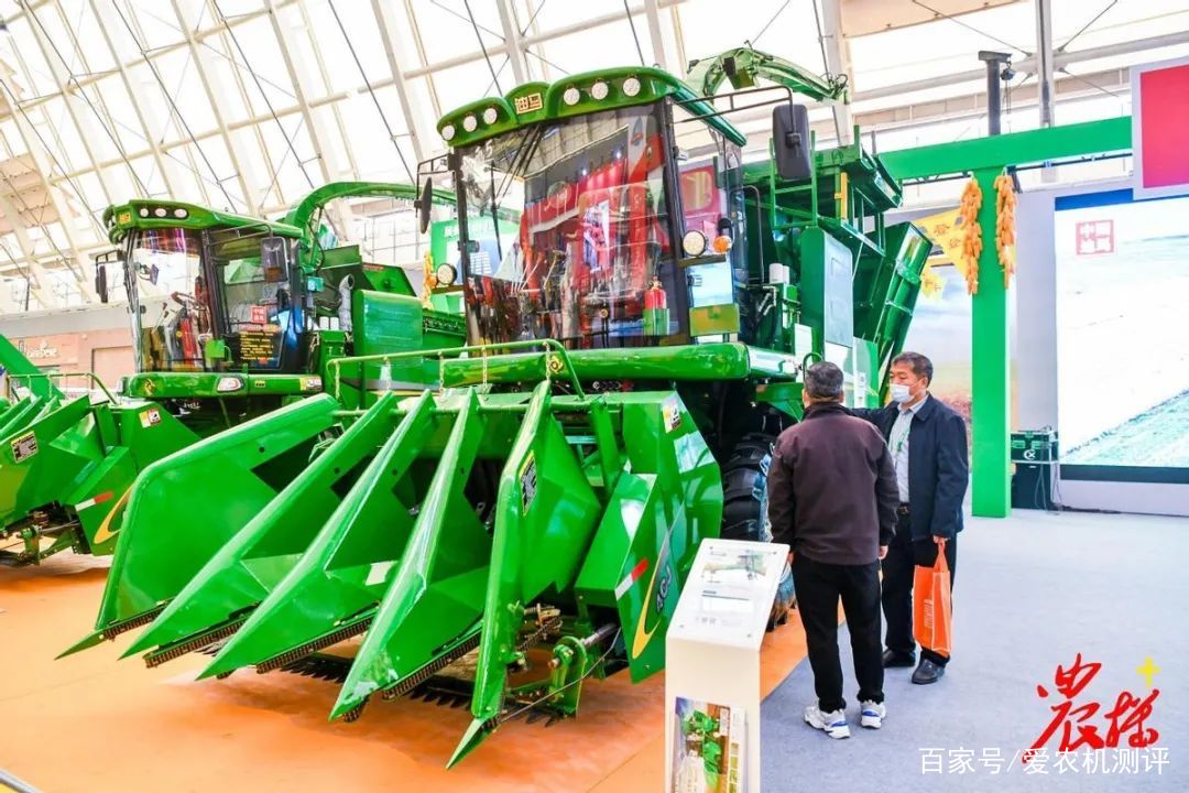 國際農(nóng)機(jī)展上玉米收獲機(jī)市場趨勢與銷售價(jià)格分析